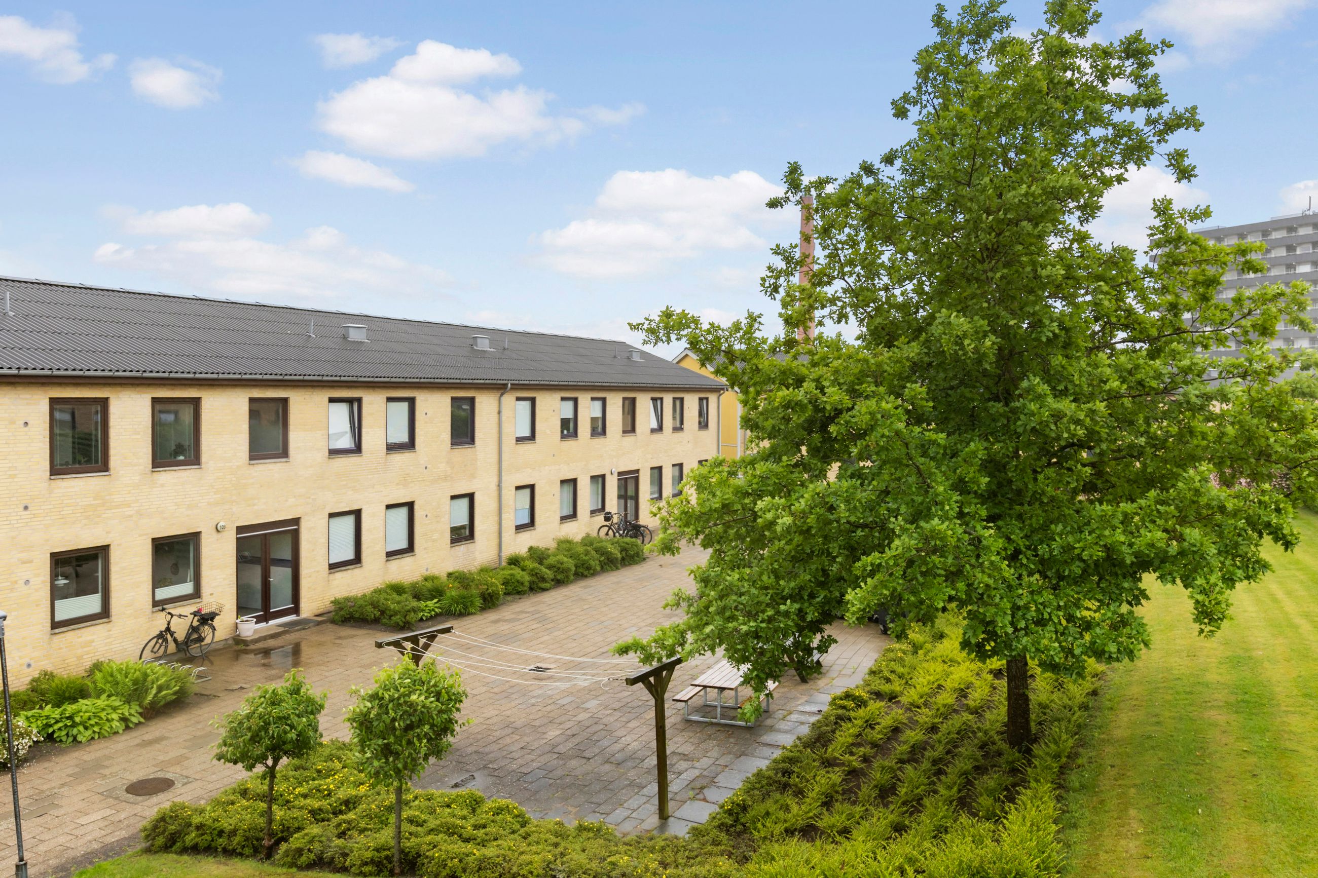  - Blomstermarken 111, 1. mf