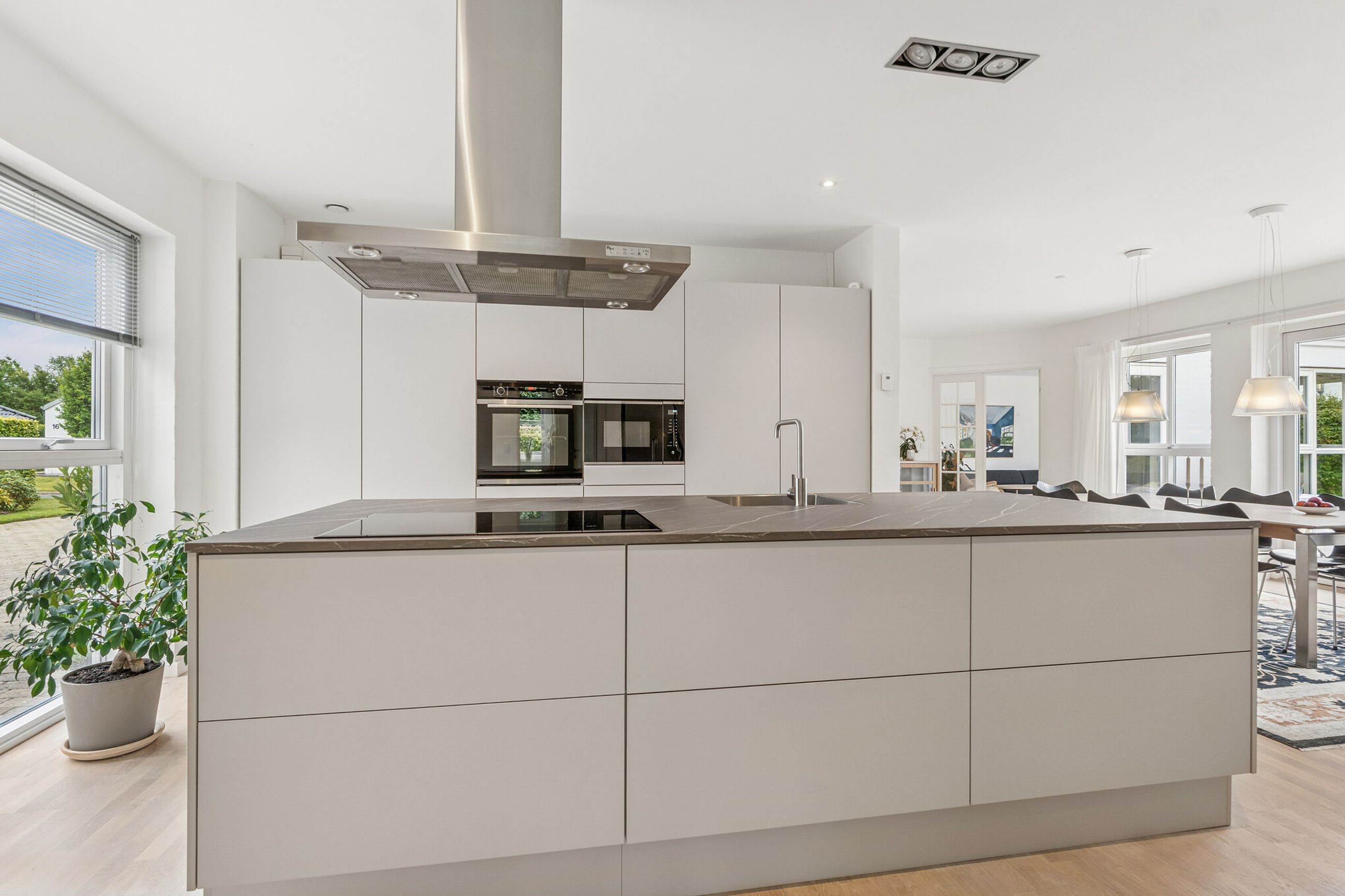  - Johannes Hofmeisters Vej 8